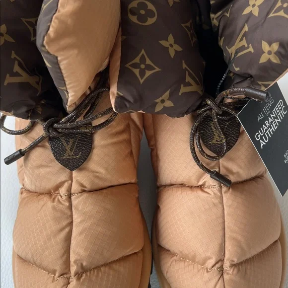 GIFTABLE! $1150 LOUIS VUITTON Monogram Nylon Pillow Comfort Boots - Size 7 / 37 - Picture 15 of 17